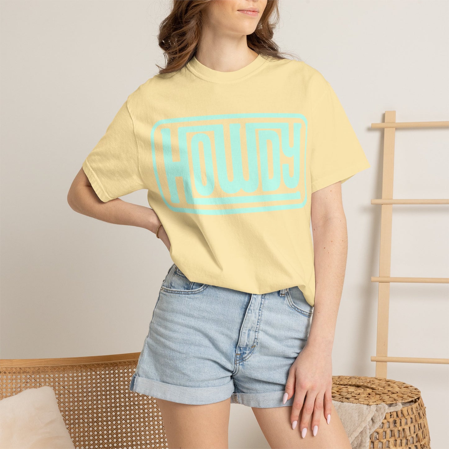 Howdy Graphic T-Shirt — Retro Mint Logo Tee